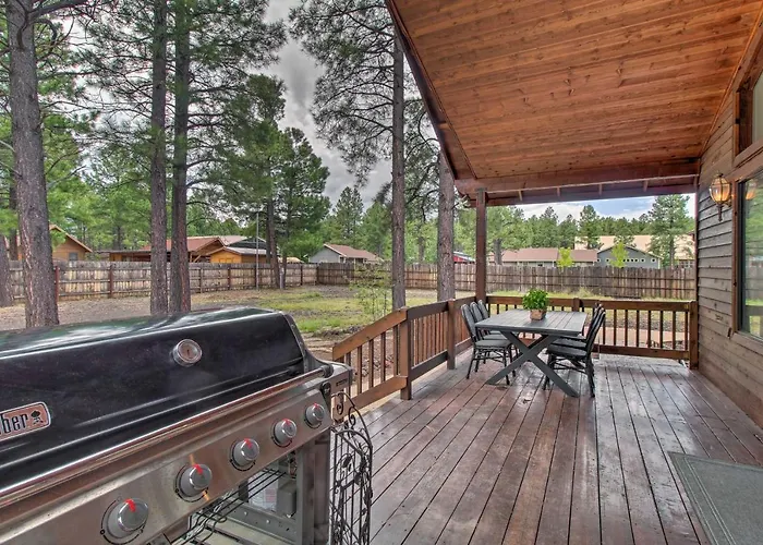 Holiday home Yard, Grill & Games: Spacious In Lakeside! *